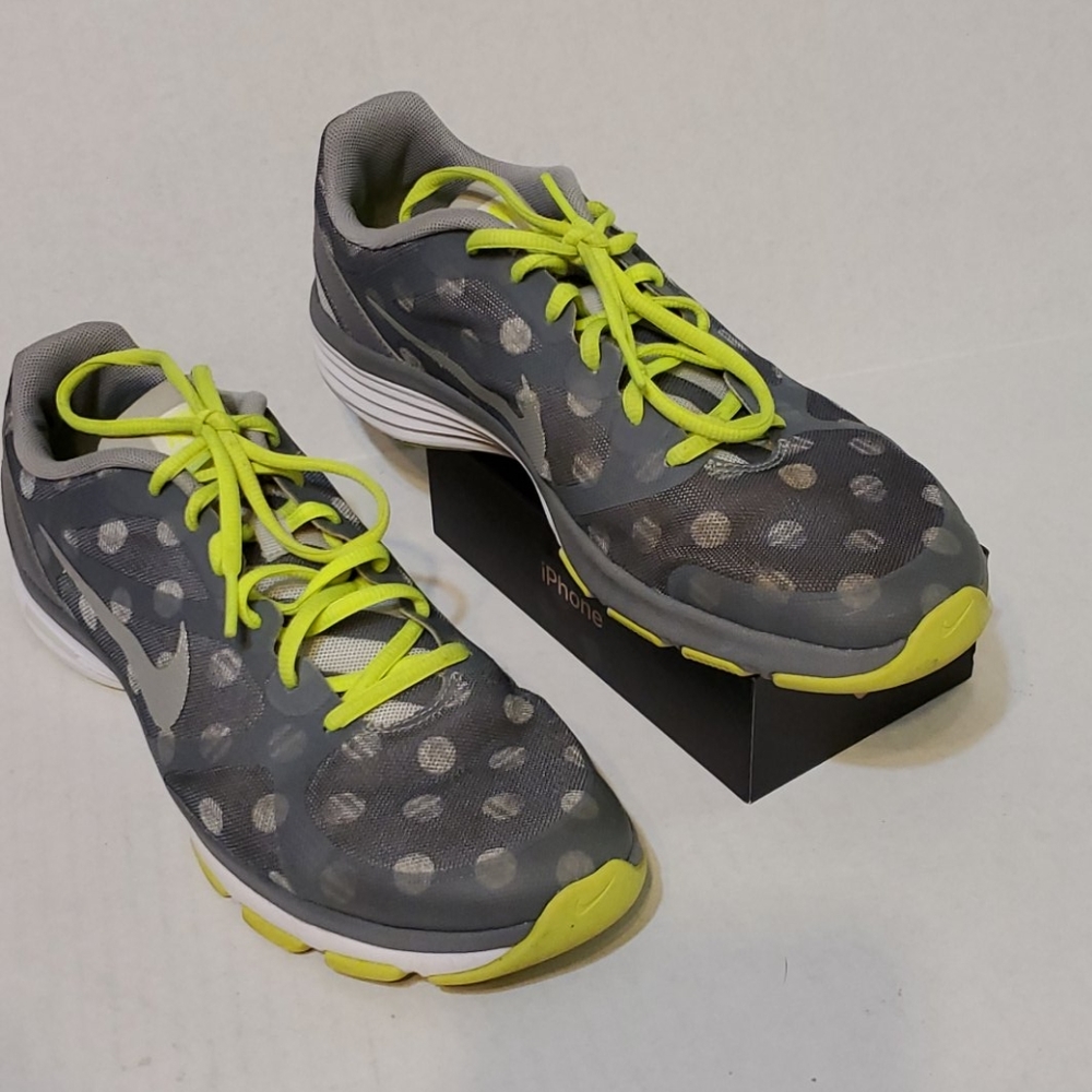Nike Dual Fusion Trainer women's shoes size 9.5 - Picture 2 of 8